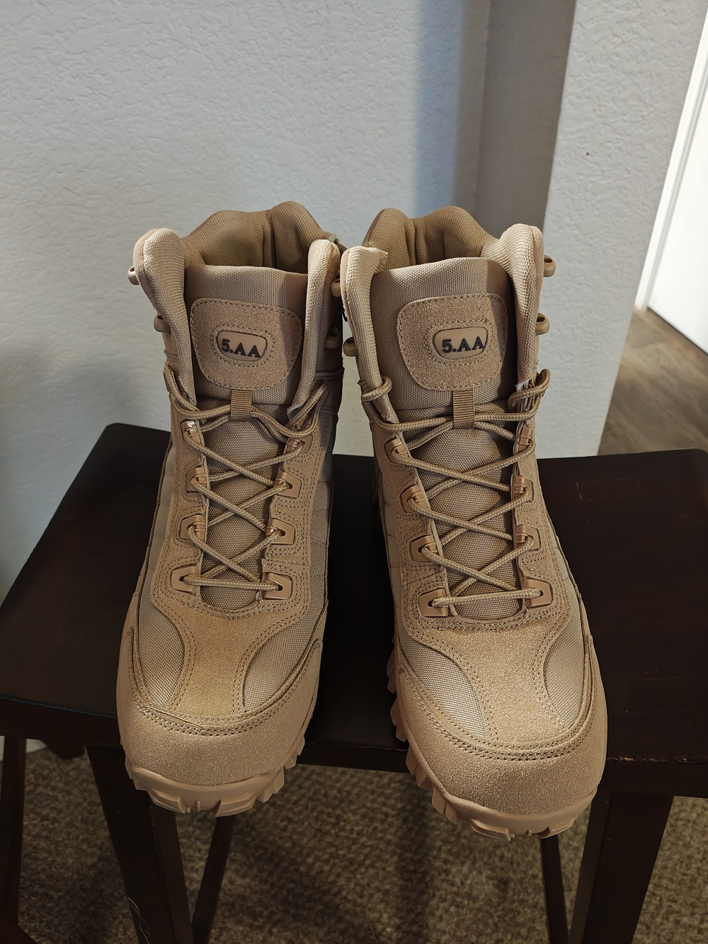 Tactical Men’s Desert Tan 6" Tactical Boots. Convenient Side Zip. Brand New